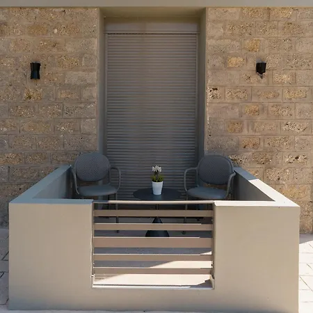 Ollenia's Harmony Luxury Apartment Derveni