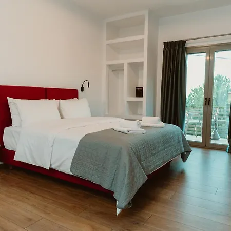 Ollenia's Harmony Luxury Derveni