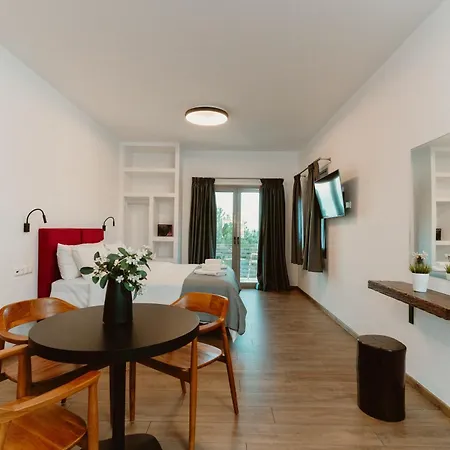 Ollenia's Harmony Luxury Apartmán *