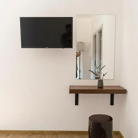 Ollenia's Harmony Luxury *