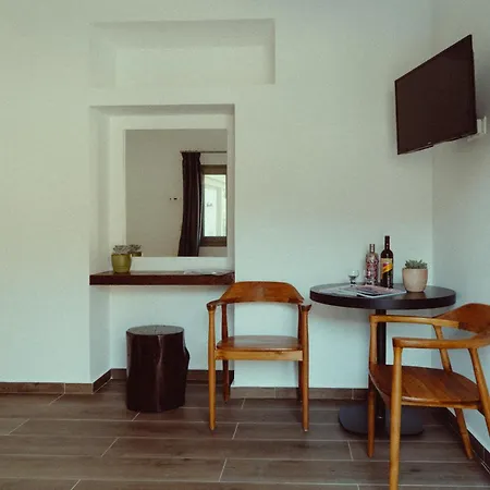 Ollenia's Harmony Luxury *