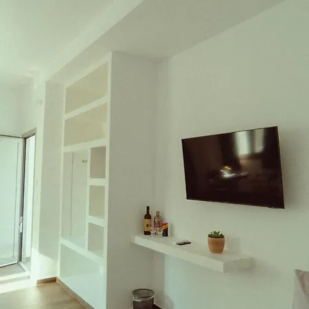 Ollenia's Harmony Luxury Apartmán