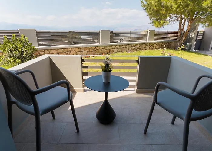 Ollenia's Harmony Luxury Derveni