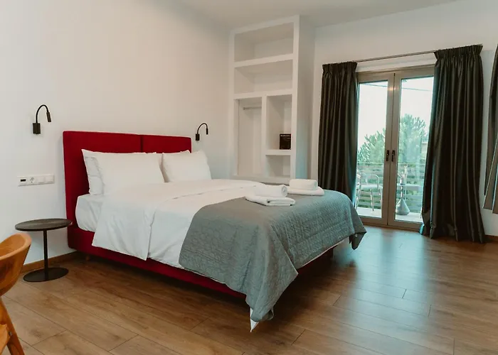 Ollenia's Harmony Luxury Derveni