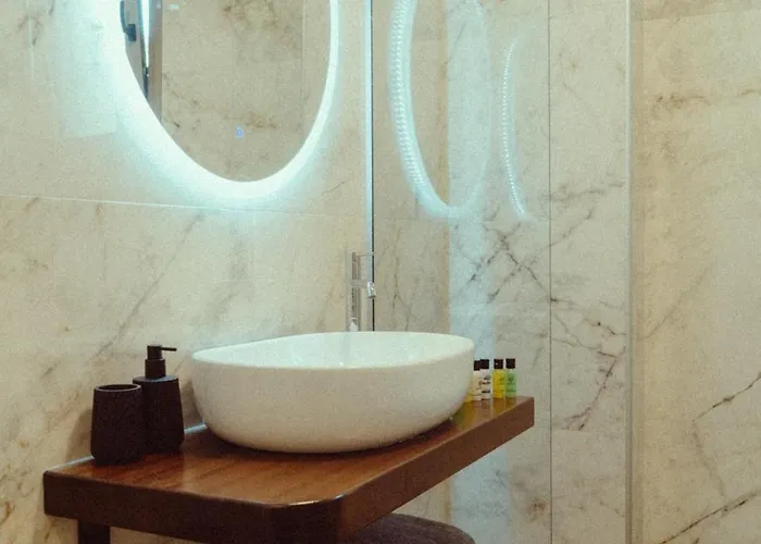 Ollenia's Harmony Luxury *