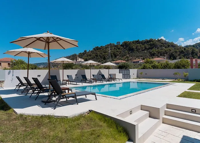 Apartment Ollenia's Harmony Luxury Derveni